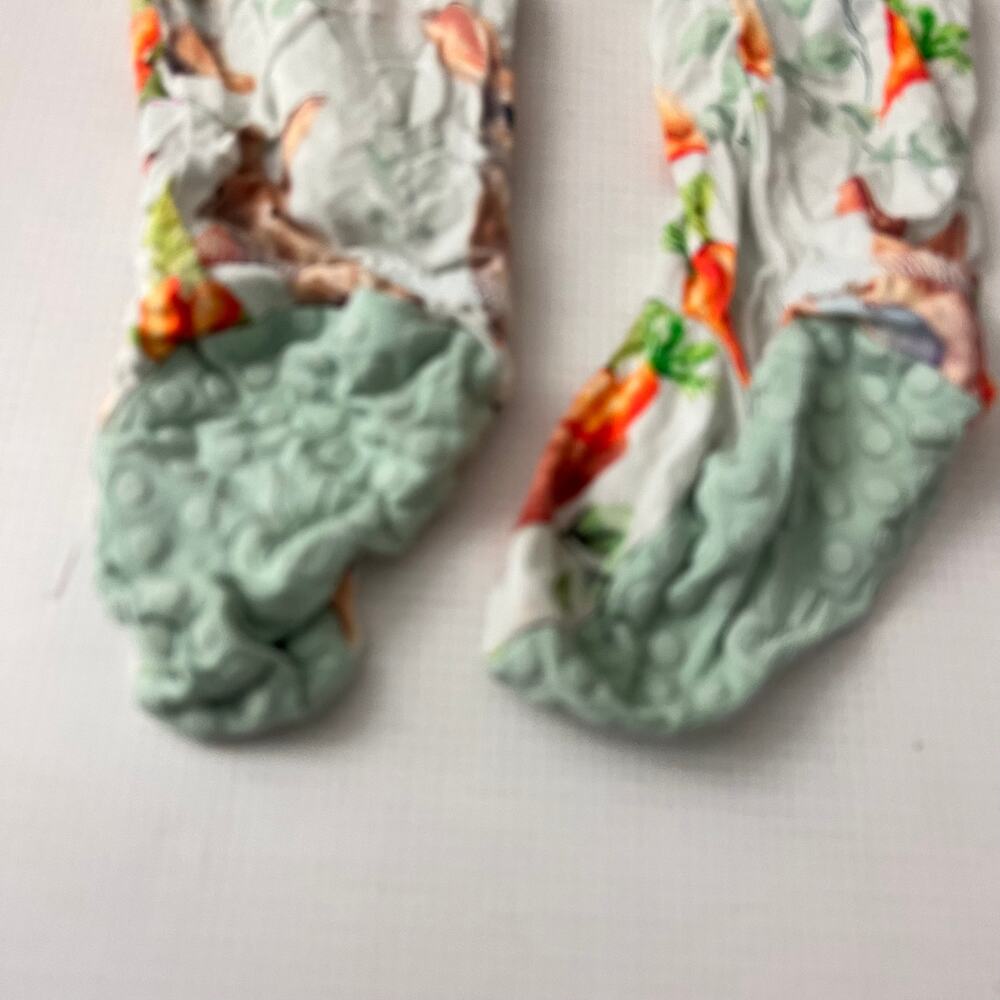 Bums & Roses Footies Rabbit Carrot One Piece Zip Up Toddler Size 2T - Picture 6 of 6